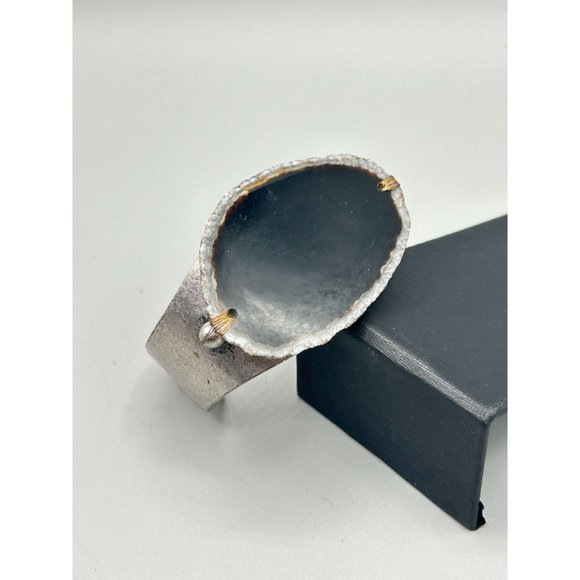 Unusual Black Stone Slab Cuff Bracelet Silver Tone Hinged Side Statement Cuff - Picture 8 of 11